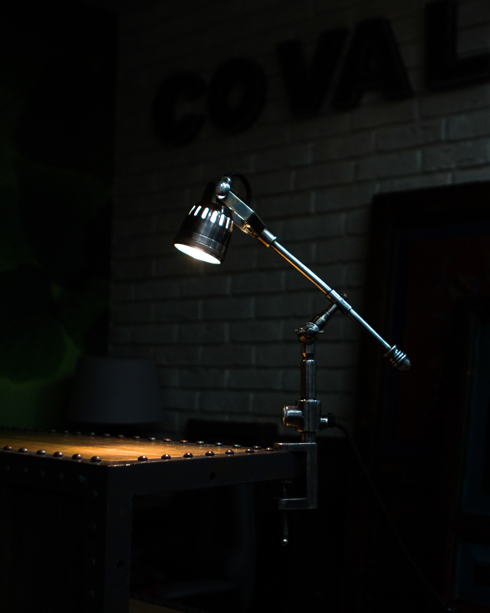 Настольная лампа (прищепка) Covali NL-59814