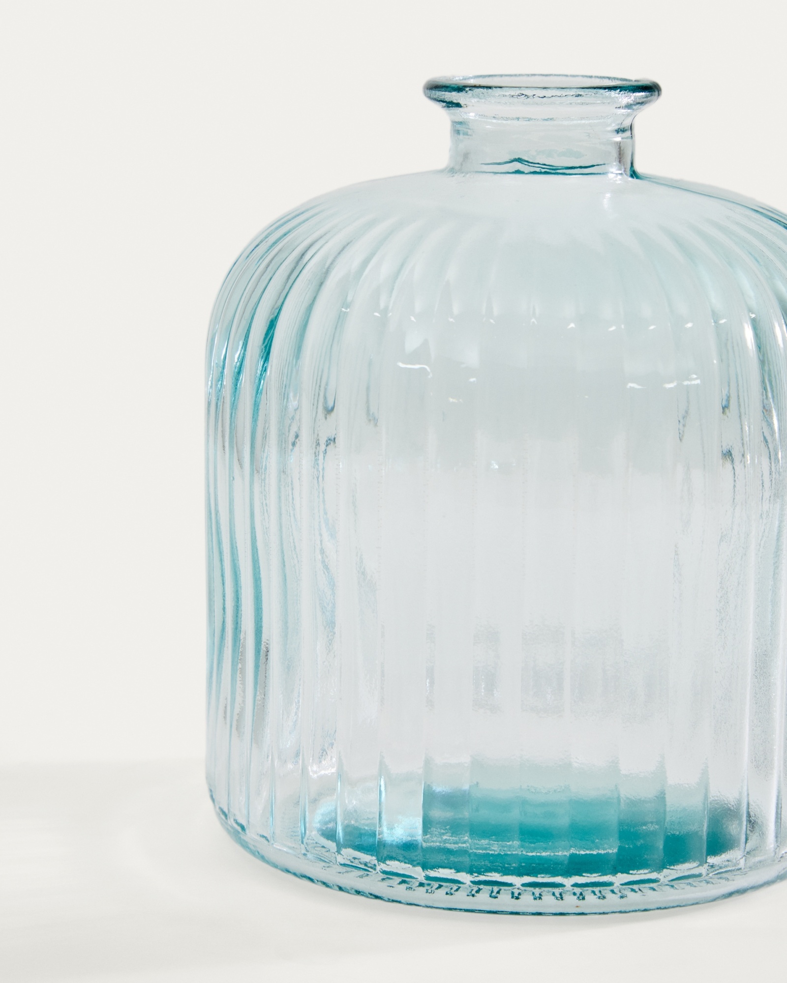 Маленькая ваза Marba из прозрачного переработанного стекла La Forma (ex Julia Grup)