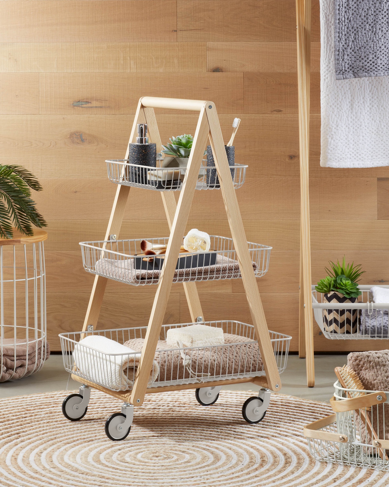 Flower Смесь искусственных суккулентов в горшке из натуральной и черной рафии La Forma (ex Julia Grup)