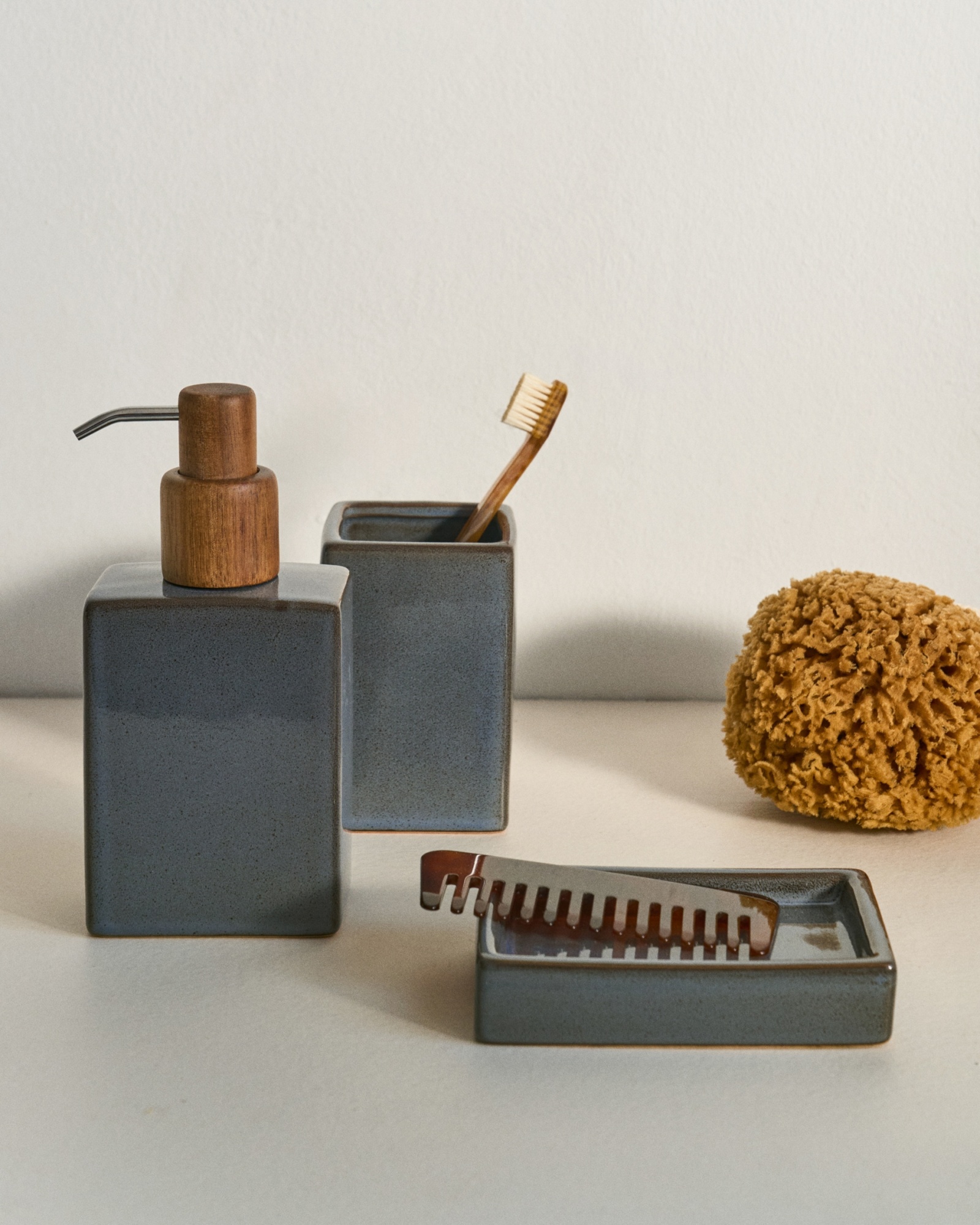 Silvet Мыльница из керамики сине-серого цвета La Forma (ex Julia Grup)