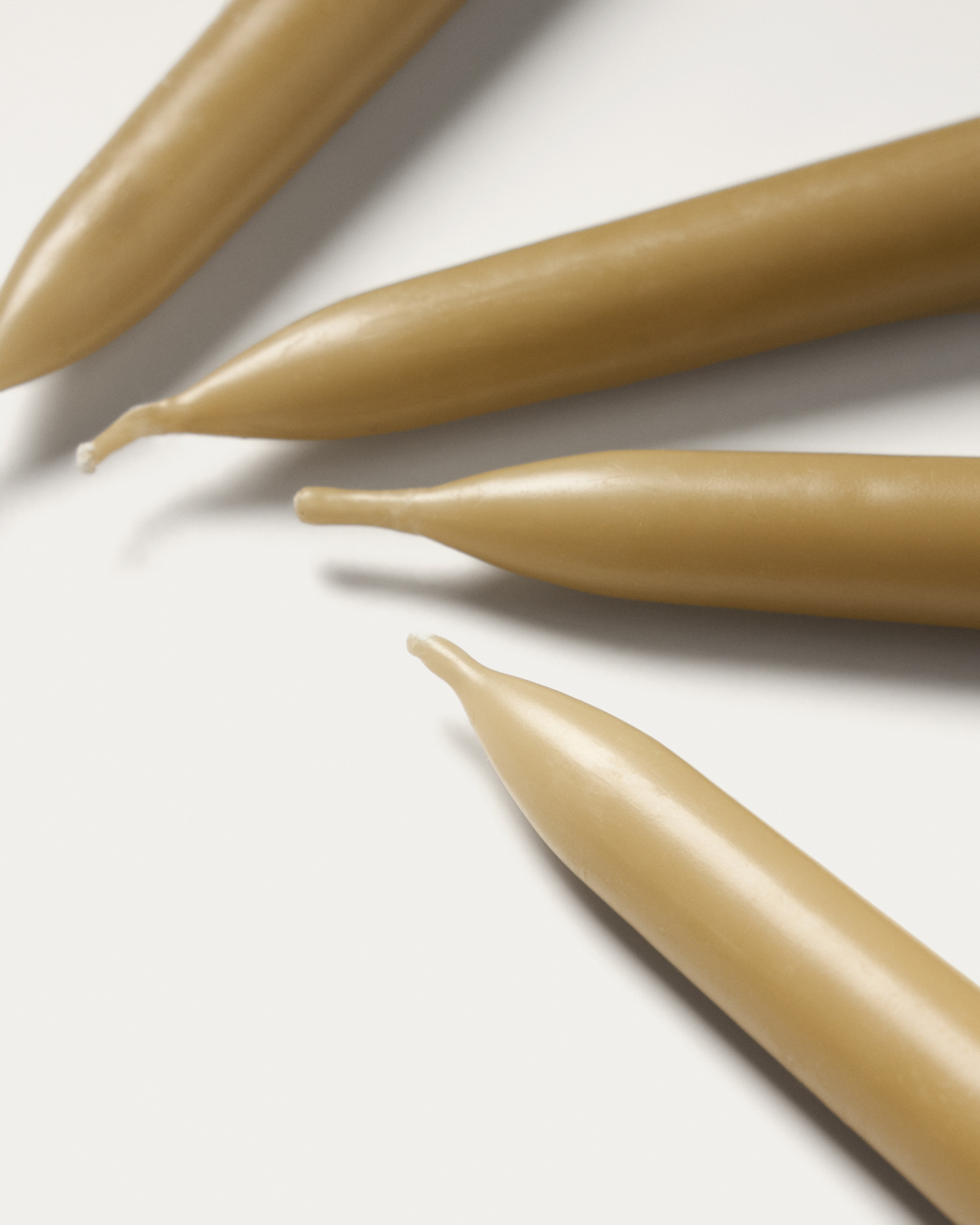 Набор Talinen из 4 бежевых свечей La Forma 443272