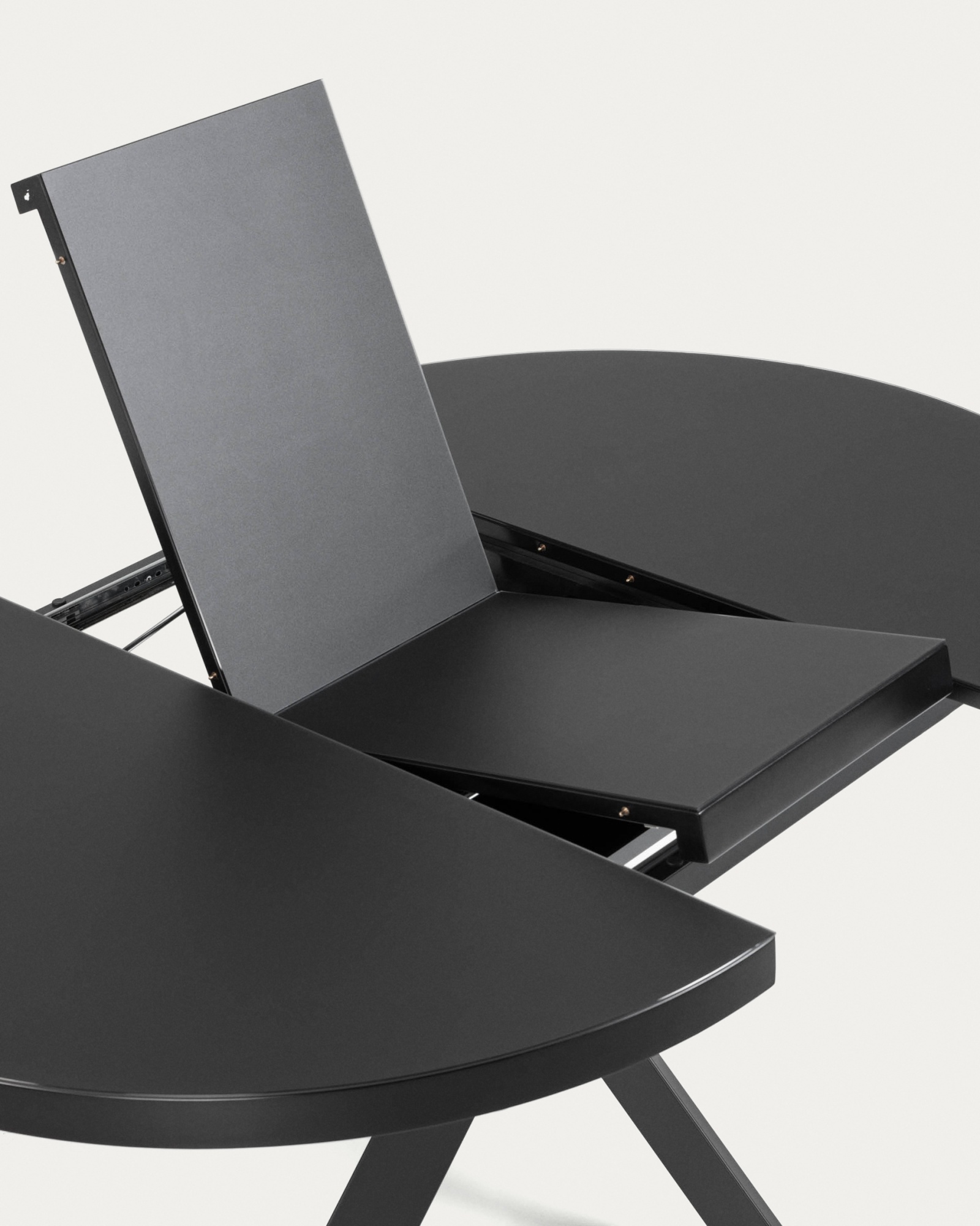 Стол раздвижной Vashti Ø 120 (160) cm стекло La Forma (ex Julia Grup)