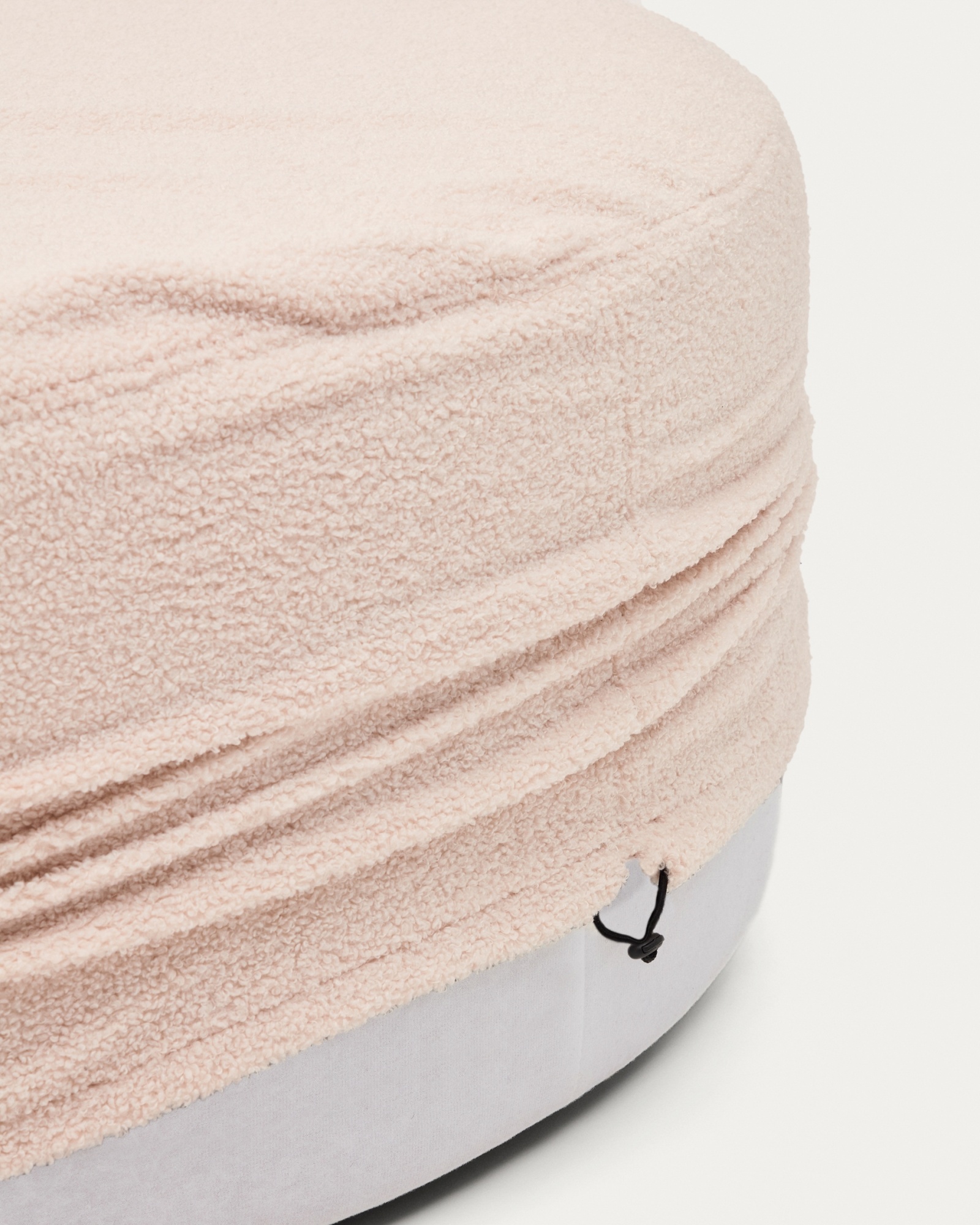 Kaeli Пуф для ног со съемным чехлом из розового букле Ø 120 La Forma (ex Julia Grup)