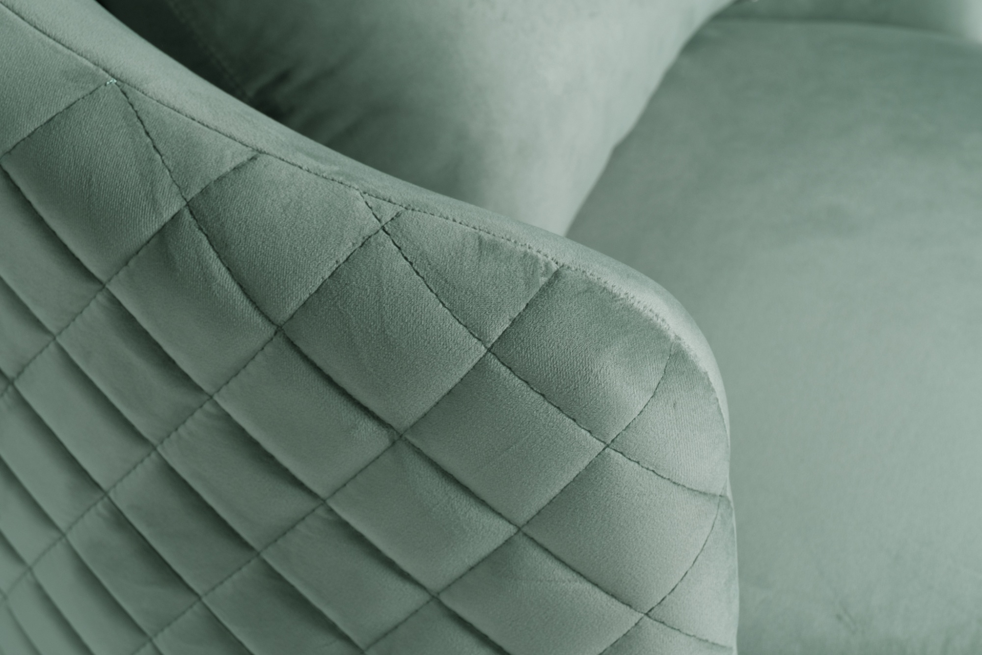 Кресло Verona вращающееся велюровое мятное/хром Garda Decor VERONA-2K-МЯТНЫЙ-Riv34