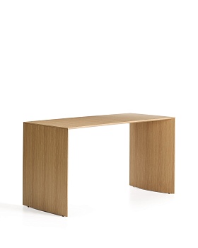 Письменный стол из дубового шпона Litto, 140 x 60 см La Forma (ex Julia Grup)