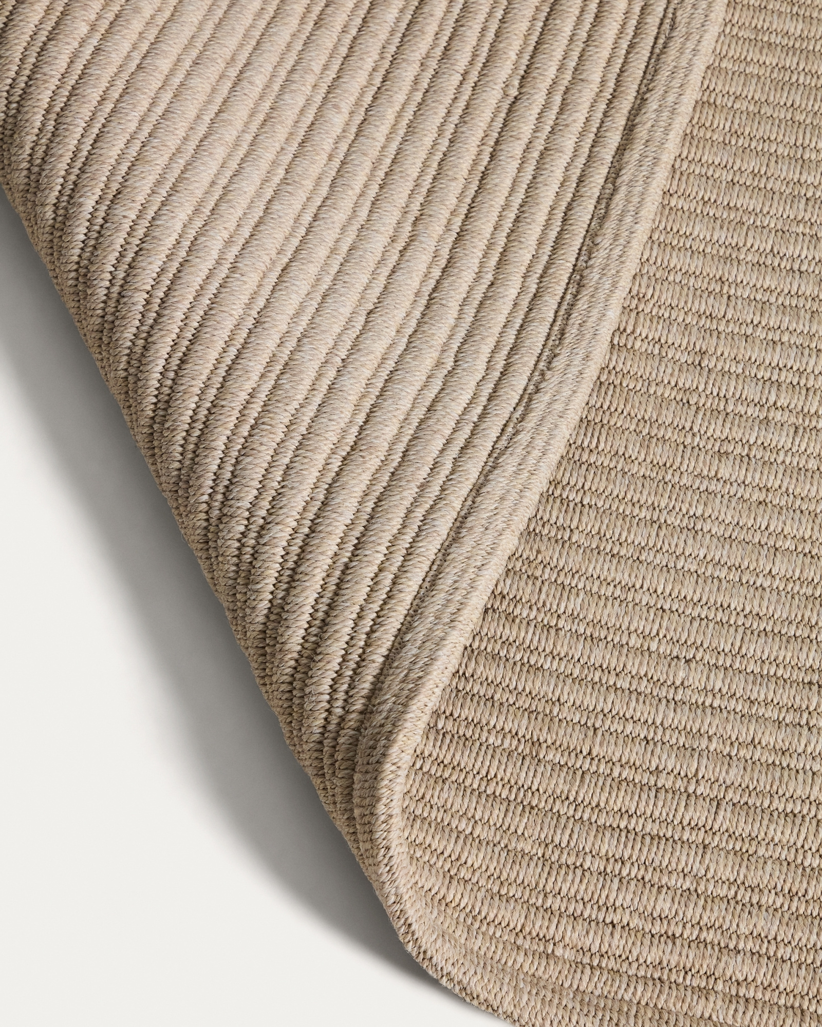 Ковер Ardelia цвета экрю из синтетического волокна 200 x 300 La Forma 481357